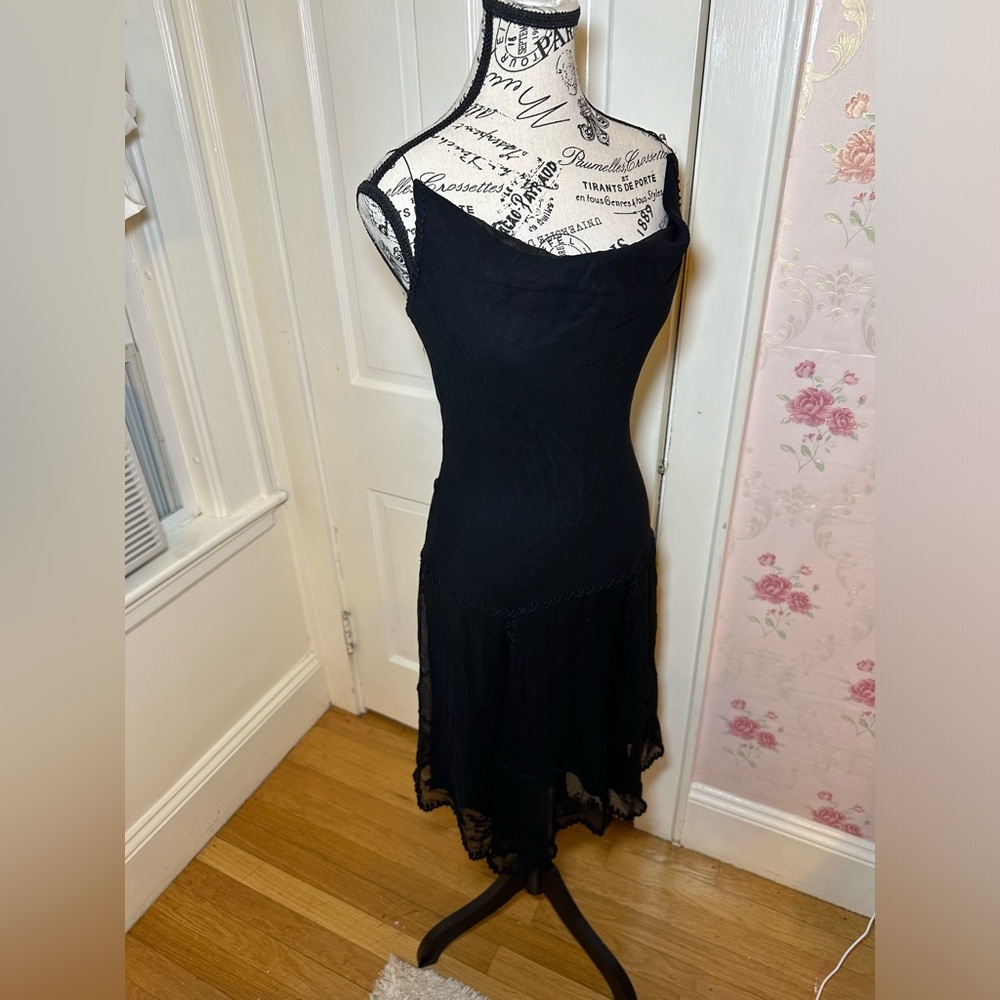 The Perfect LBD!!! - Picture 5 of 5